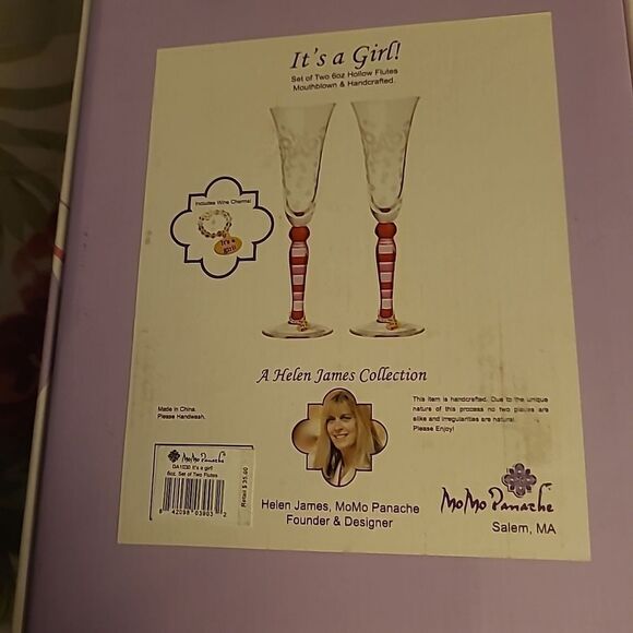 It's a Girl set of Champagne Flutes - Picture 3 of 3